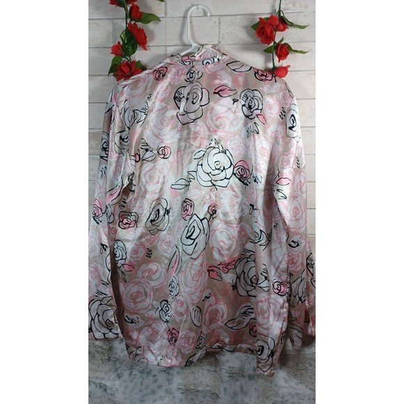 Pajama Top Bed of Roses Size Small Pajama Top Women's - Picture 4 of 5